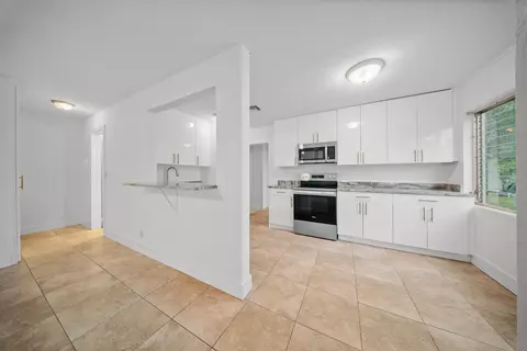 2904 SE Bamboo St, Stuart, FL 34997 photo 10