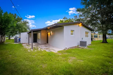2904 SE Bamboo St, Stuart, FL 34997 photo 30