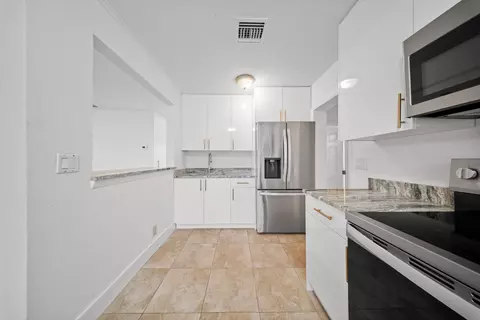 2904 SE Bamboo St, Stuart, FL 34997 photo 14