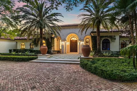 150 Bears Club Dr, Jupiter, FL 33477