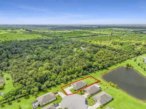 2281 Garfield Dr SW, Vero Beach, FL 32968