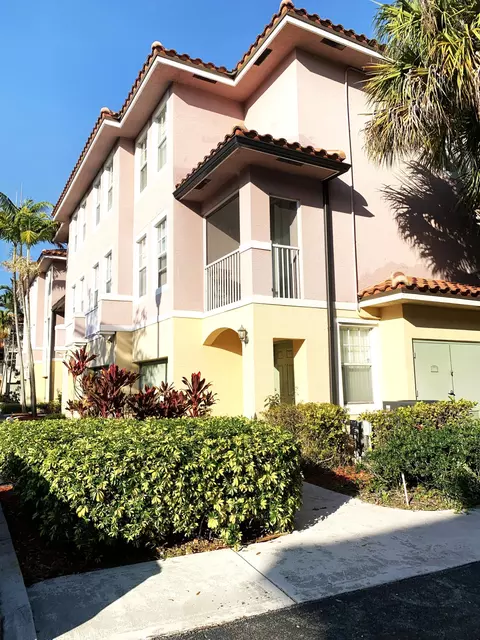 6354 W Sample Rd, Coral Springs, FL 33067