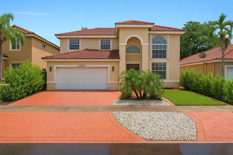 16454 SW 103rd Ln, Miami, FL 33196