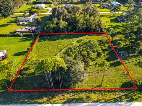 16180 94th N, The Acreage, FL 33470