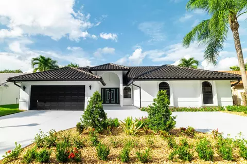 9955 NW 48th Dr, Coral Springs, FL 33076