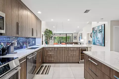 2 Eastgate #B, Boynton Beach, FL 33436