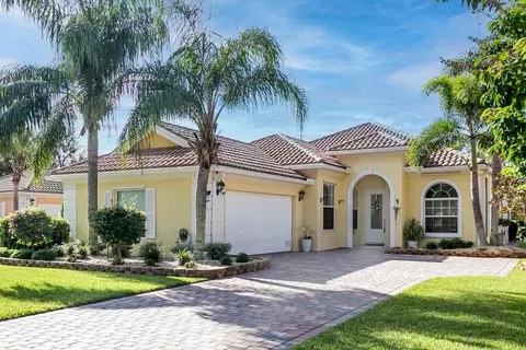 11221 SW Northland, Port Saint Lucie, FL 34987