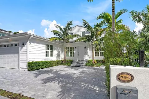 291 Austin Ln, West Palm Beach, FL 33401