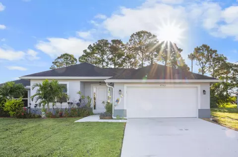 4583 SW Bradbury St, Port Saint Lucie, FL 34953