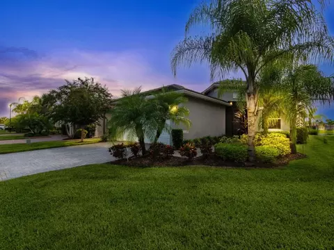 11725 SW Brighton Fls, Port Saint Lucie, FL 34987
