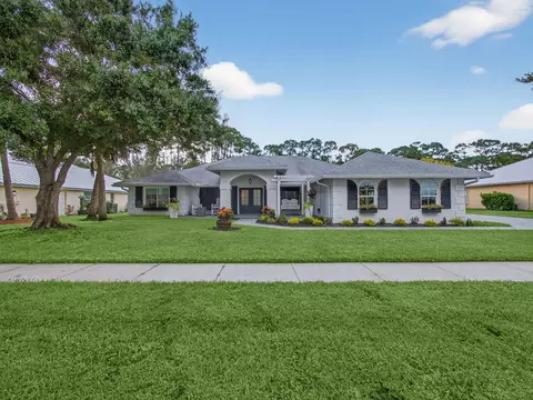 8025 SW Yachtsmans Dr, Stuart, FL 34997