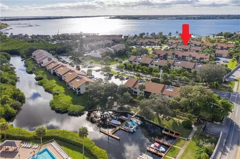1600 NE Dixie #11-202, Jensen Beach, FL 34957