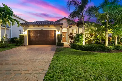 3003 Strada Ct, Royal Palm Beach, FL 33411