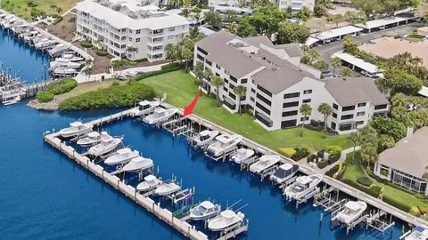 822 Oak Harbour, Juno Beach, FL 33408