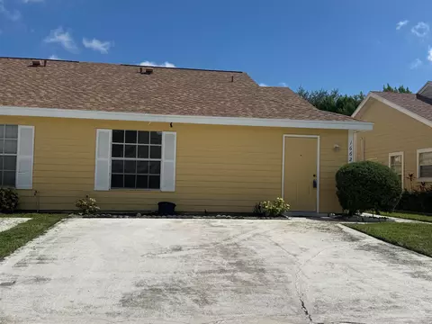 1662 Royal Forest Ct, West Palm Beach, FL 33406