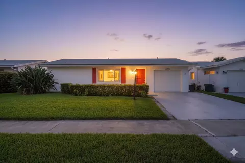 1987 Campanelli Blvd, Boynton Beach, FL 33426