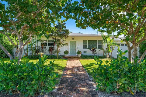 328 Putnam Ranch Rd, West Palm Beach, FL 33405