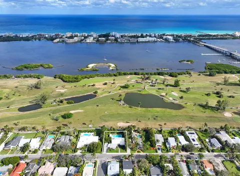 328 N Lakeside Dr, Lake Worth Beach, FL 33460