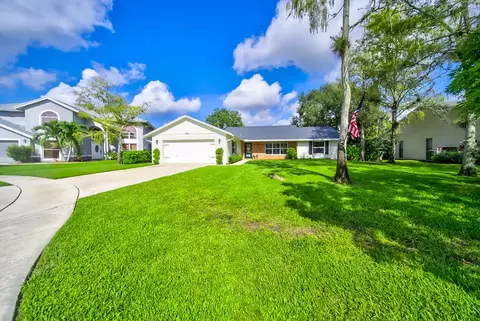 13951 Barberry Ct, Wellington, FL 33414