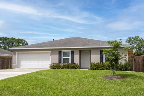 162 SW Milburn, Port Saint Lucie, FL 34953