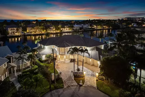 978 Dogwood Dr, Delray Beach, FL 33483