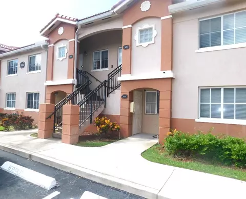 3800 N Jog Rd #204, West Palm Beach, FL 33411
