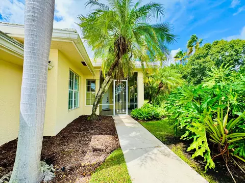 406 SW Fairway Lndg, Port Saint Lucie, FL 34986