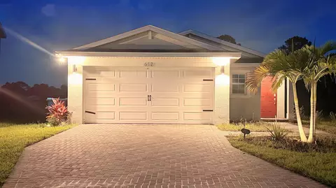 612 Papillon St SW, Palm Bay, FL 32908