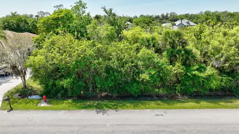 2307 River Branch Dr, Fort Pierce, FL 34981