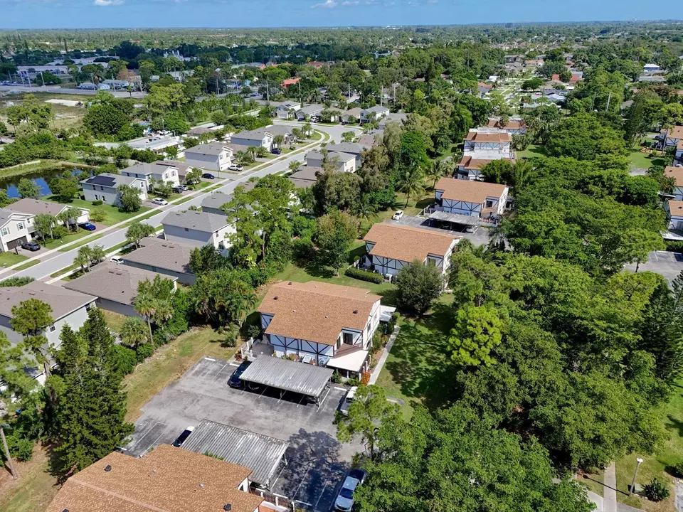View/Area - 2399 Lena Ln, West Palm Beach, FL 33415 photo 5 of 8