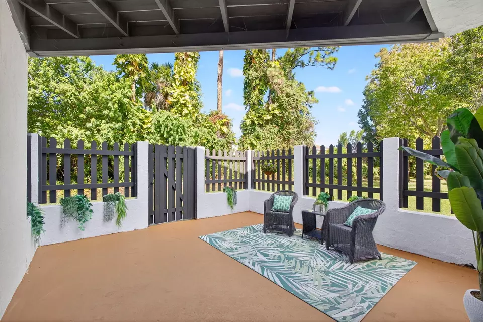 Exterior - 2399 Lena Ln, West Palm Beach, FL 33415 photo 3 of 8