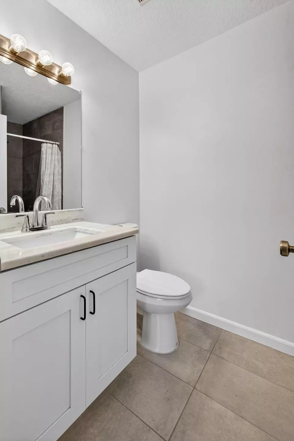 Bath - 2399 Lena Ln, West Palm Beach, FL 33415 photo 7 of 7