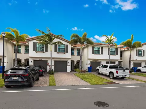 6011 Woods Edge Cir, Palm Beach Gardens, FL 33410