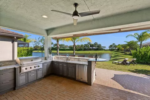 10529 SW Sunray St, Port Saint Lucie, FL 34987