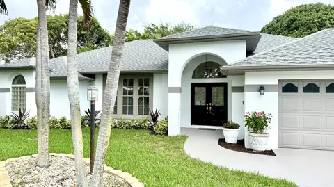 2707 SE Rawlings Rd, Port Saint Lucie, FL 34952
