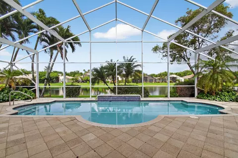 13221 Alhambra Lake Cir, Delray Beach, FL 33446