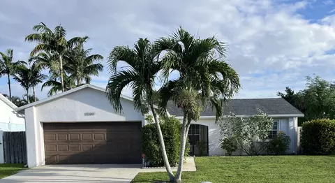 10089 Penzance Ln, Royal Palm Beach, FL 33411