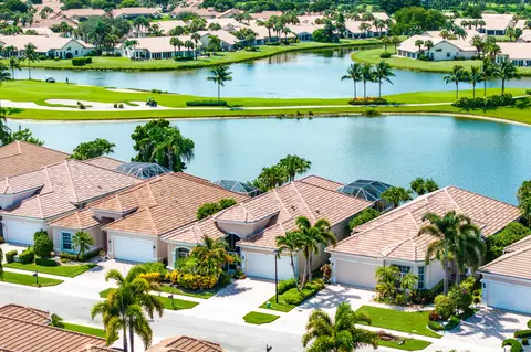 6959 Fairway Lakes Dr, Boynton Beach, FL 33472