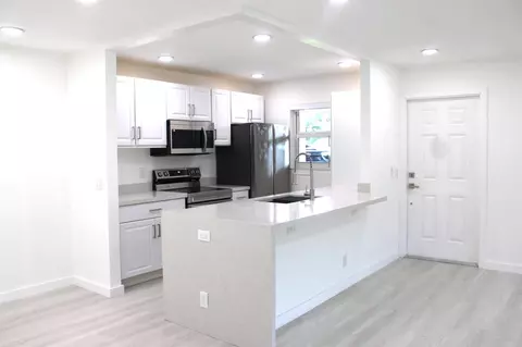 887 North Dr #A, Delray Beach, FL 33445