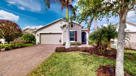 10207 SW Indian Lilac Trl, Port Saint Lucie, FL 34987