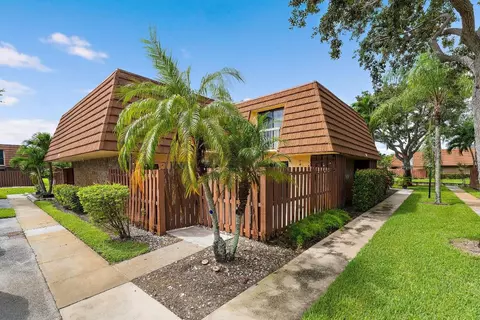825 Center St #30A, Jupiter, FL 33458