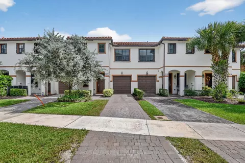 6032 Bangalow Dr, Lake Worth, FL 33463