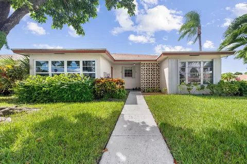 4580 NW 3rd St #D, Delray Beach, FL 33445