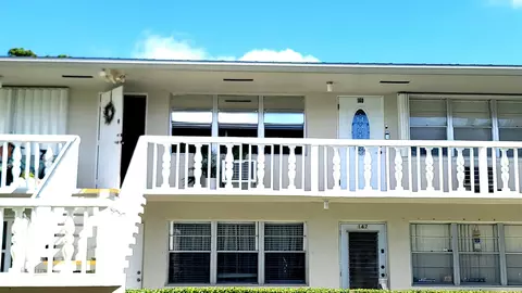 159 Cambridge G, West Palm Beach, FL 33417