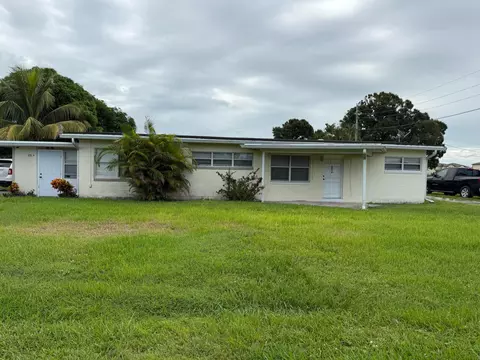 126 U Vista Ct, Fort Pierce, FL 34947
