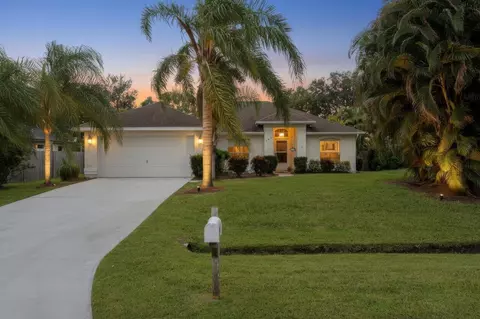 343 SW South Quick Cir, Port Saint Lucie, FL 34953