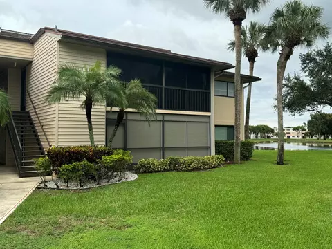 15488 Lakes Of Delray Blvd #207, Delray Beach, FL 33484