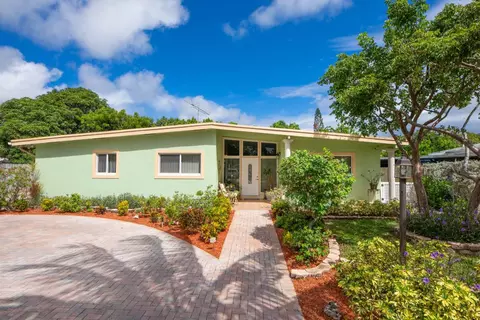 249 NE 43rd St, Pompano Beach, FL 33064