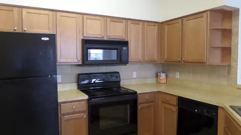 9887 Baywinds Dr #4104, West Palm Beach, FL 33411