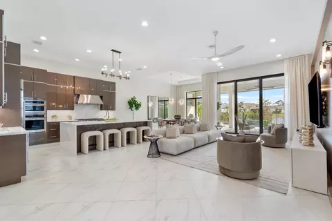 13194 Faberge, Palm Beach Gardens, FL 33418